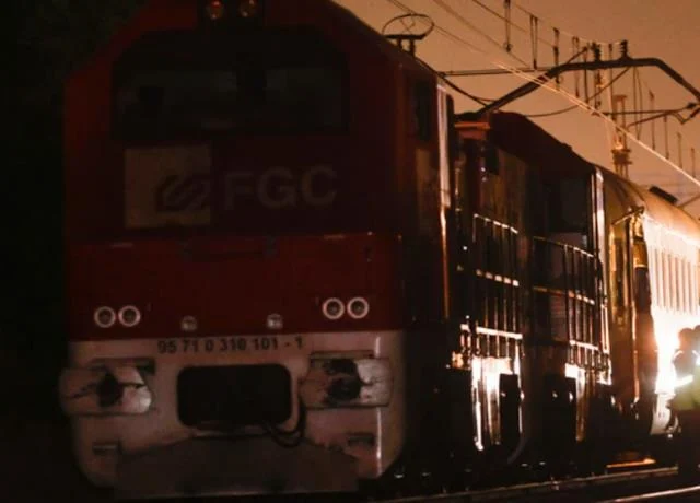 Al menos 16 muertos y 85 de heridos tras la colisi&oacute;n de dos trenes en Grecia