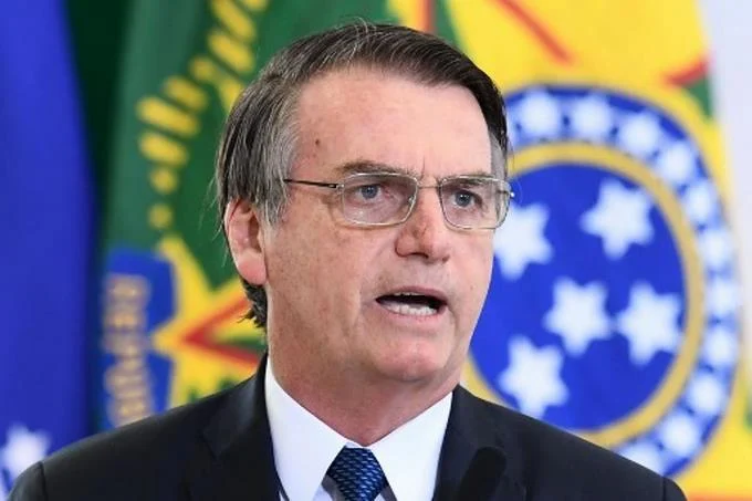 Bolsonaro dice extra&ntilde;ar lo ocurrido en escrutinio de elecciones en Brasil