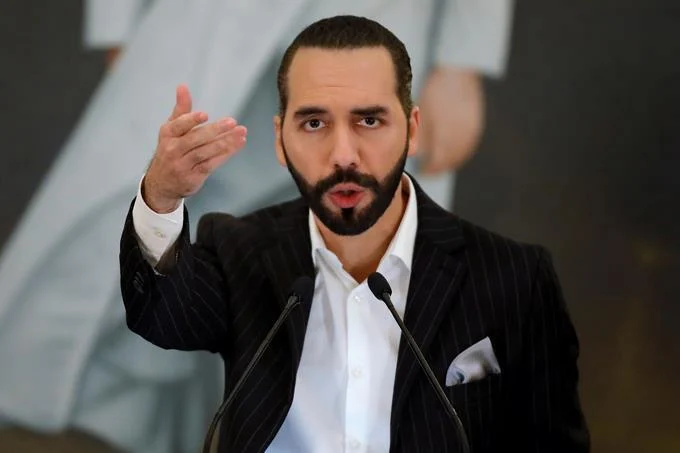 Bukele dice que "destruir" a pandillas "no es trabajo fácil"