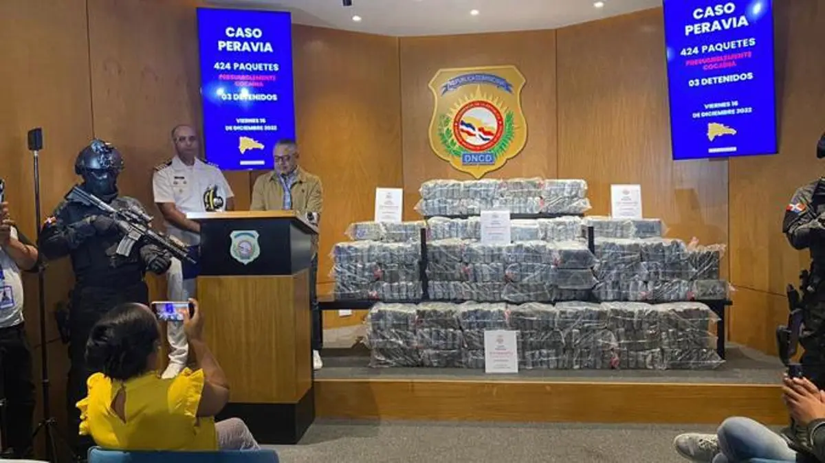 Tres dominicanos son ligados a decomiso de 424 paquetes cocaína