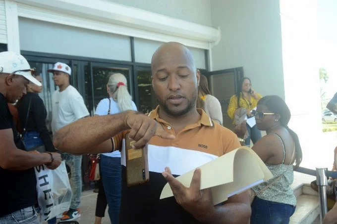 Direcci&oacute;n General de Pasaportes busca joven basquetbolista para resolver su caso