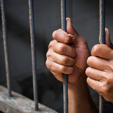 Hasta 4 a&ntilde;os de prisi&oacute;n a quien denuncie de &ldquo;mala fe&rdquo; un hecho que d&eacute; lugar a acci&oacute;n de extinci&oacute;n de dominio
