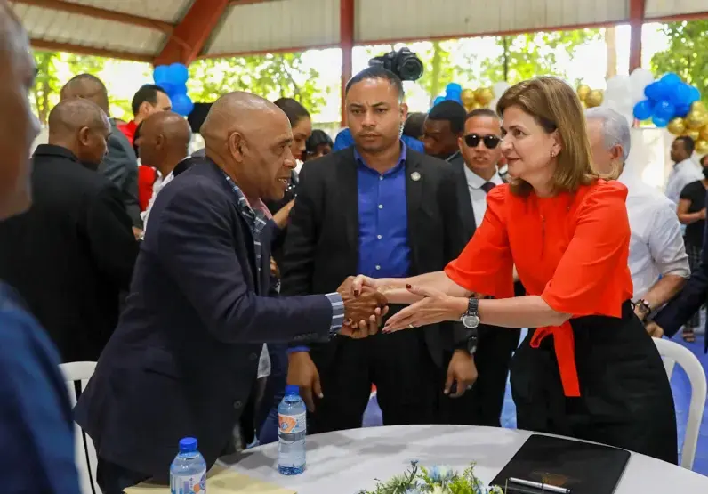 Gobierno contin&uacute;a el programa de inauguraciones