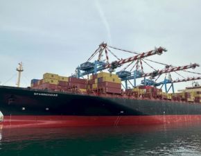 Escala la tensión en Ormuz: Irán ataca e incauta buques comerciales