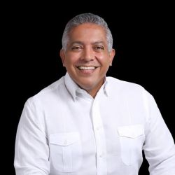 Abelardo Rutinel hay gente apostando a mucha cosas , pero que no se vistan, esa fiesta no se va a dar 
