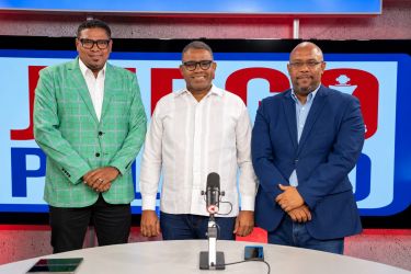Robert Polanco anuncia nuevas obras y destaca impacto de Propeep en comunidades vulnerables