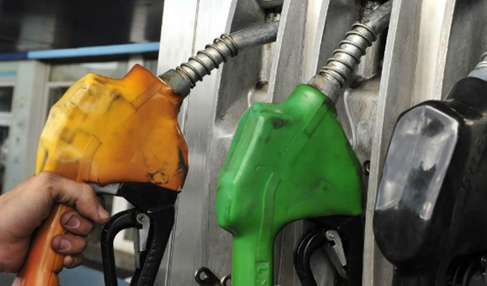 Gobierno mantiene congelado el precio de los combustibles