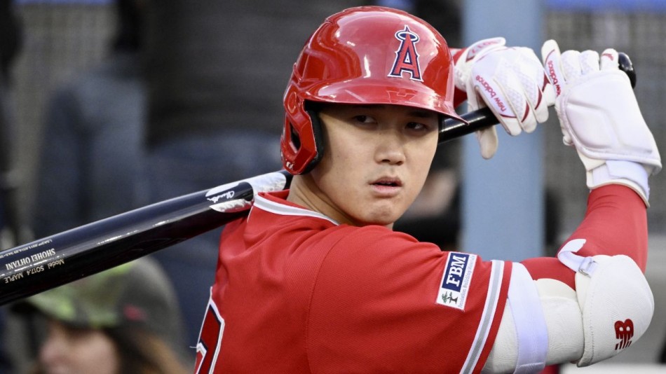 Shohei Ohtani triunfa como p&iacute;tcher y coquetea con ciclo