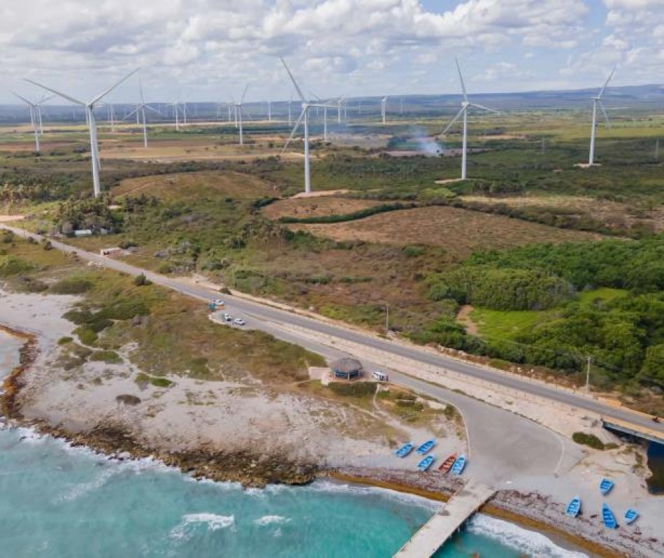 La energía eólica se queda por detrás de la solar en proyectos renovables
