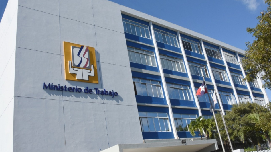 Ministro de Trabajo: ley de la Seguridad Social no ha podido cumplir expectativas