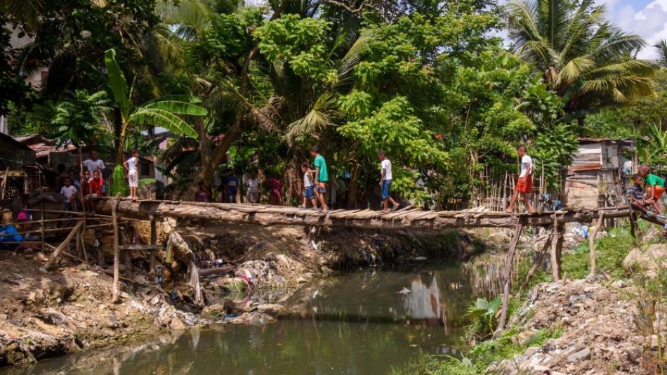 Ca&ntilde;ada de Arroyo Hondo acumula 15 toneladas de basura diariamente