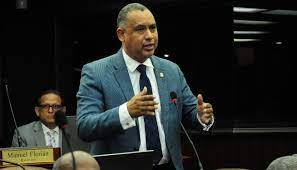 Felicitamos la gesti&oacute;n del gobierno de @luisabinader por hacer todo mucho mejor.