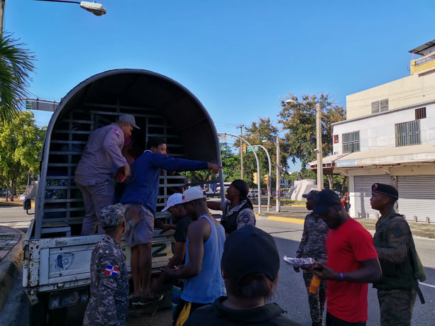 Migraci&oacute;n afirma que la cifra de repatriados se eleva a 60,000
