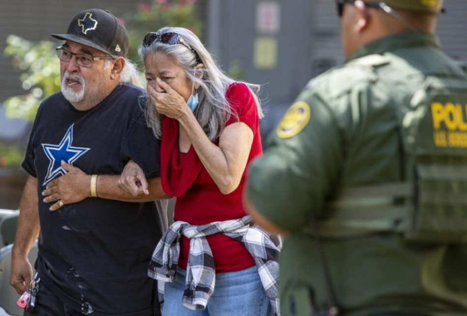 Tirador de Texas compró dos fusiles AR-15 para atacar a las víctimas.