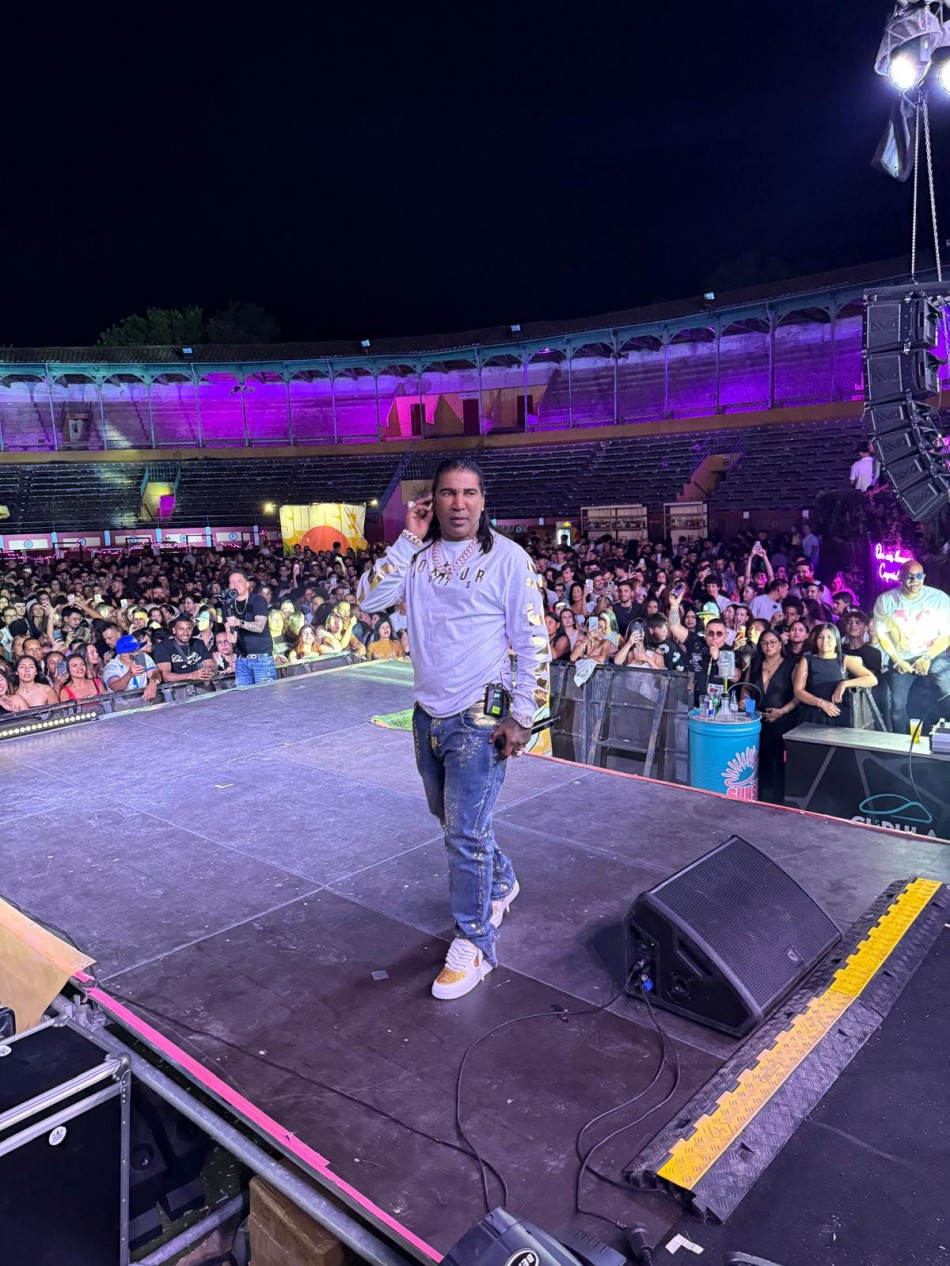 Omega &ldquo;El Fuerte&rdquo; arrasa en Europa con su gira 2025