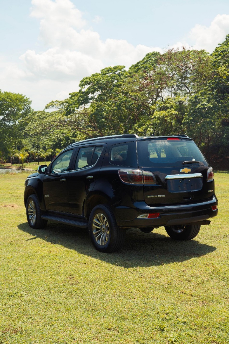 Santo Domingo Motors y Chevrolet lanzan los renovados modelos Colorado y Trailblazer