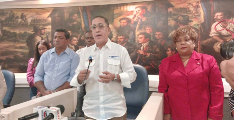 Infraestructura Escolar acelera trabajos de terminaci&oacute;n y remozamiento de escuelas en Los Alcarrizos