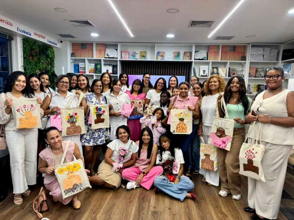 Floreciendo en Jes&uacute;s realiz&oacute; el taller &ldquo;Transformando mis emociones en arte&rdquo;