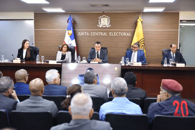 JCE da 10 d&iacute;as a partidos para opinar sobre reglamentos de afiliaci&oacute;n y reconocimiento