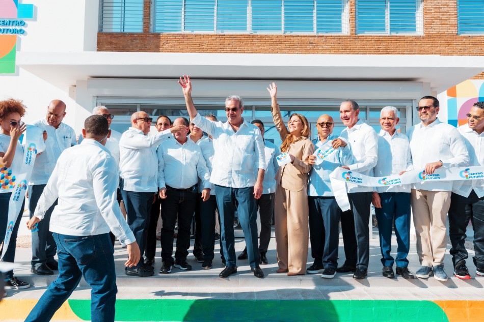 Carolina muestra hitos de su gestión al frente de Santo Domingo