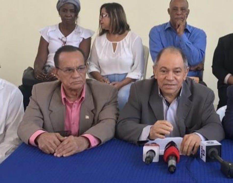 Sindicalistas se suman a propuesta de Omar Fernández; piden menos impuestos a salarios