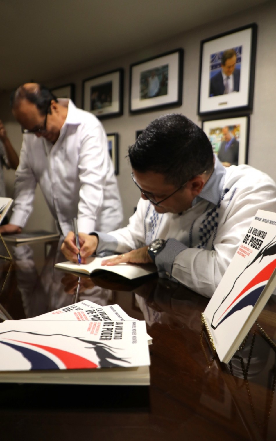 MANUEL MONTÁS PRESENTA SU LIBRO “LA VOLUNTAD DE PODER”