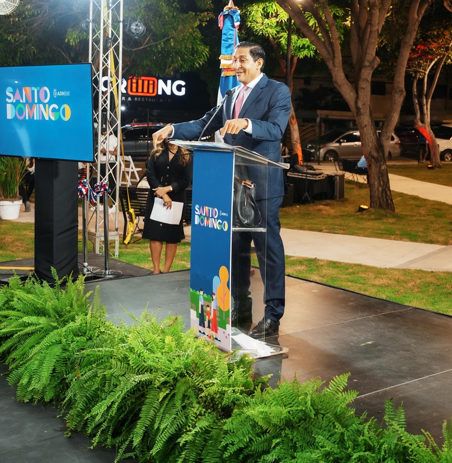 Iv&aacute;n Gat&oacute;n pondera nombre nuevo parque Ta&iacute;no en el Distrito Nacional