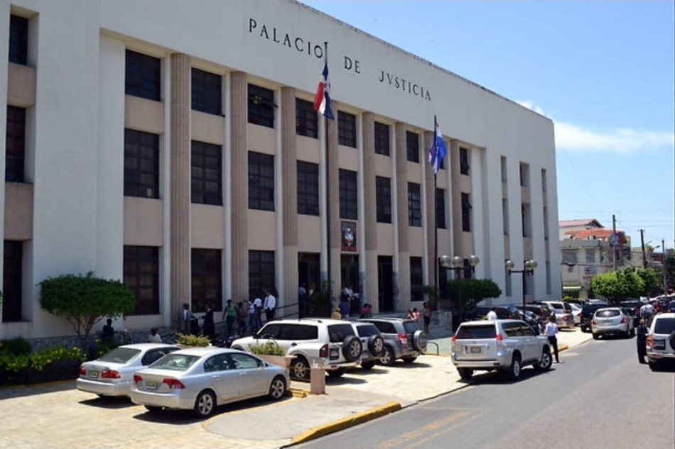 Tercer Tribunal Colegiado del D.N. descarga a empresa Procredito Dominicana de imputación sobre embargos irregulares