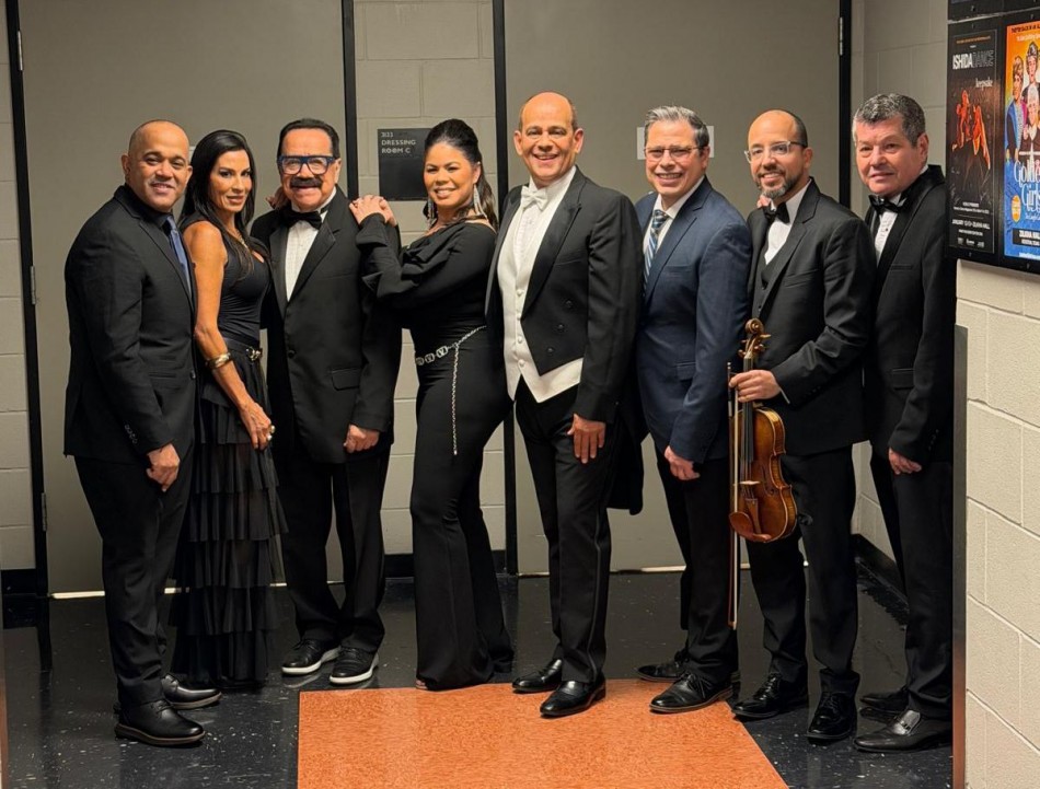 Zulinka y Miguel deslumbran en el Latin Christmas junto a la Filarm&oacute;nica de Houston