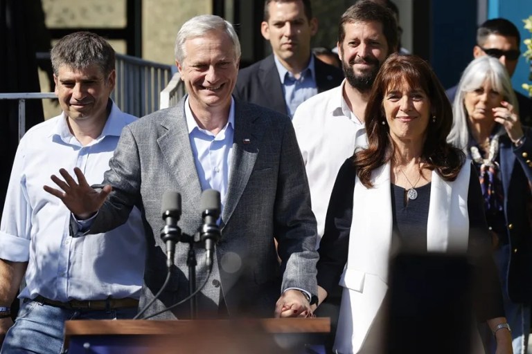 Milei y Abascal celebran victoria de Jos&eacute; Antonio Kast en las elecciones de Chile