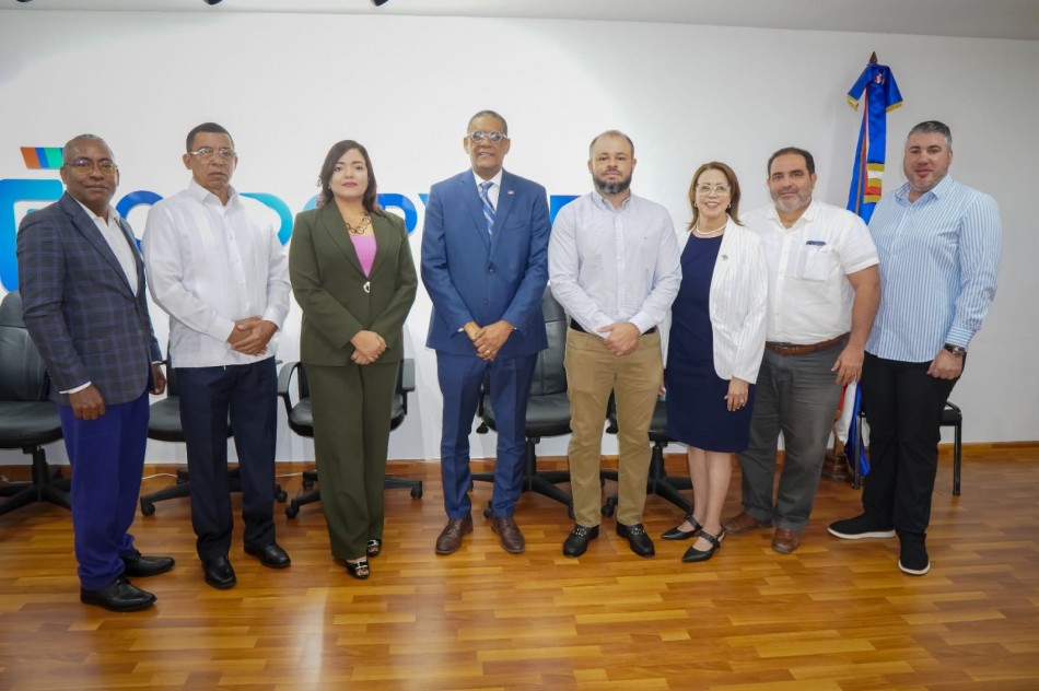 Codopyme en representacion de sus mas de 60 asociados unidos a otros gremios empresariales interponen acci&oacute;n de inconstitucionalidad contra art&iacute;culos de la ley 98-25 por afectar a las mipymes