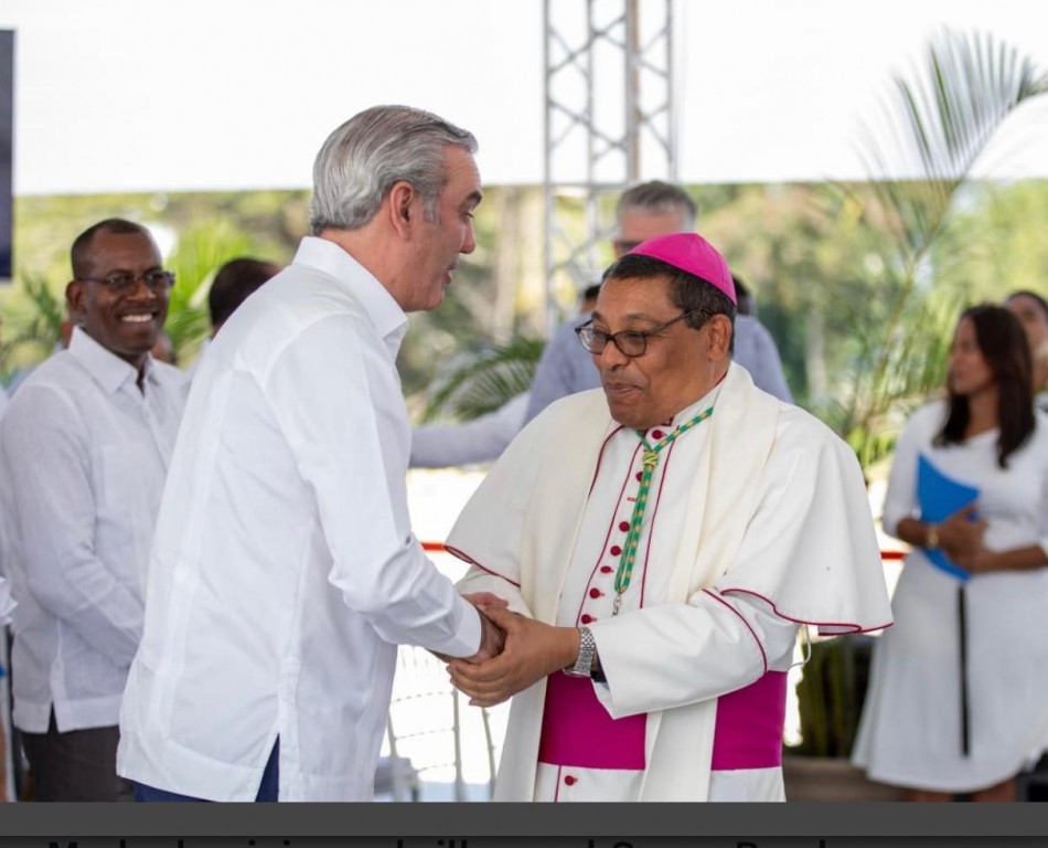 Monseñor Tomás Alejo resalta compromiso del presidente Abinader con el desarrollo del Sur y agradece obras “como nunca antes” en la región