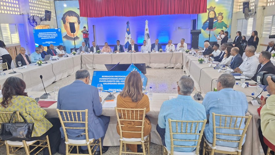Infraestructura Escolar ejecuta plan de remozamiento de 30 centros educativos en condiciones cr&iacute;ticas en Santiago antes del pr&oacute;ximo a&ntilde;o escolar