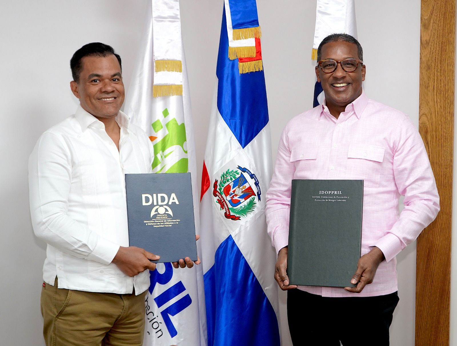 IDOPPRIL y DIDA firman acuerdo en favor de clase trabajadora y SDSS*