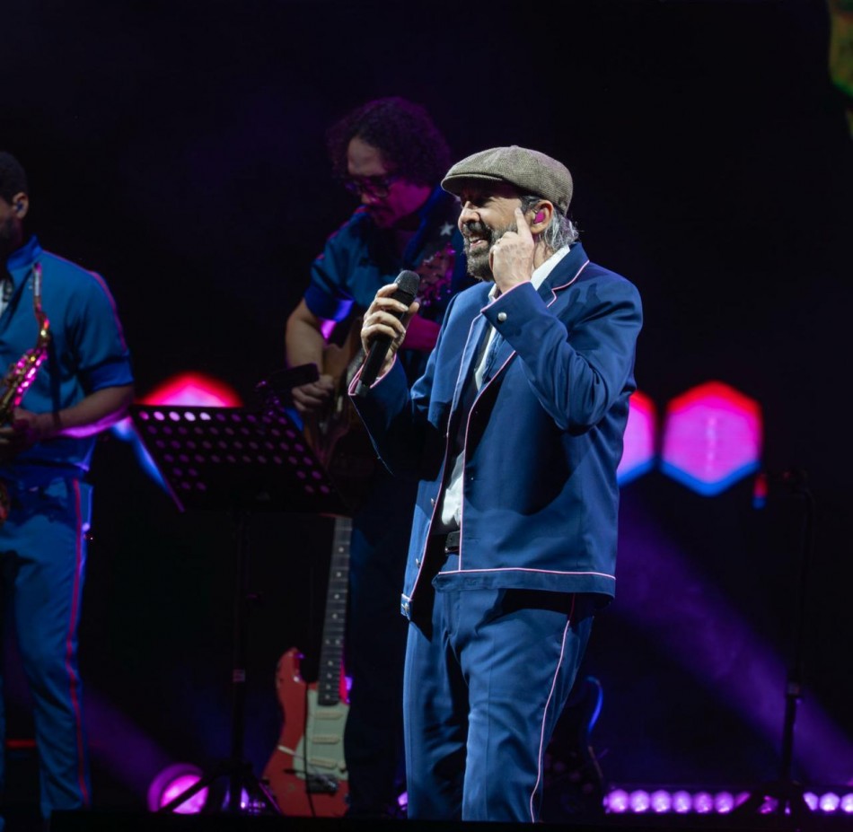 Juan Luis Guerra&nbsp;se adue&ntilde;a de Santiago durante dos noches memorables