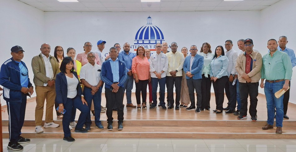 Infraestructura Escolar reanuda trabajos de construcción para terminación de escuela tras más de 15 años paralizada en Yaque, San Juan