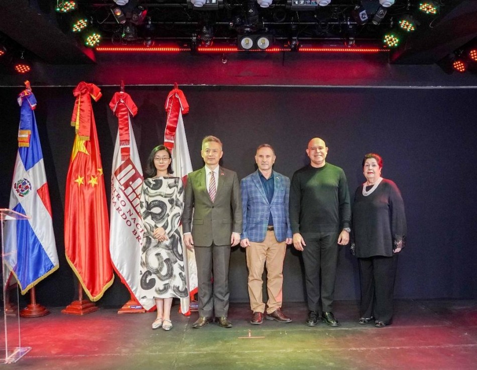 Teatro Nacional Eduardo Brito inaugura nueva cabina de sonido y luces en el Caf&eacute; Bar Juan Lockward