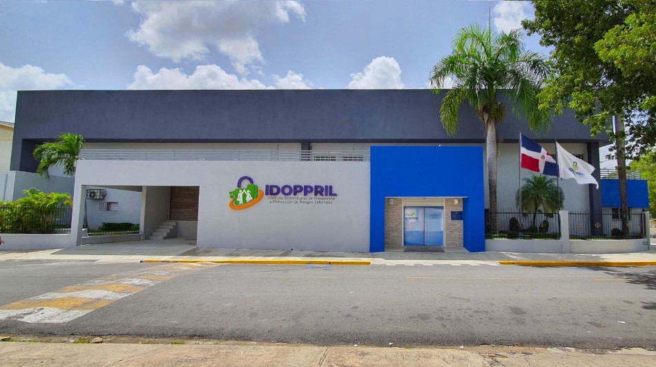 Centro de Autorización del IDOPPRIL trabajará 24 horas en Semana Santa*
