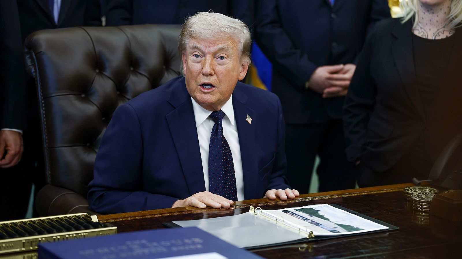 Trump condiciona acuerdo de paz con Ir&aacute;n al cese de su programa nuclear