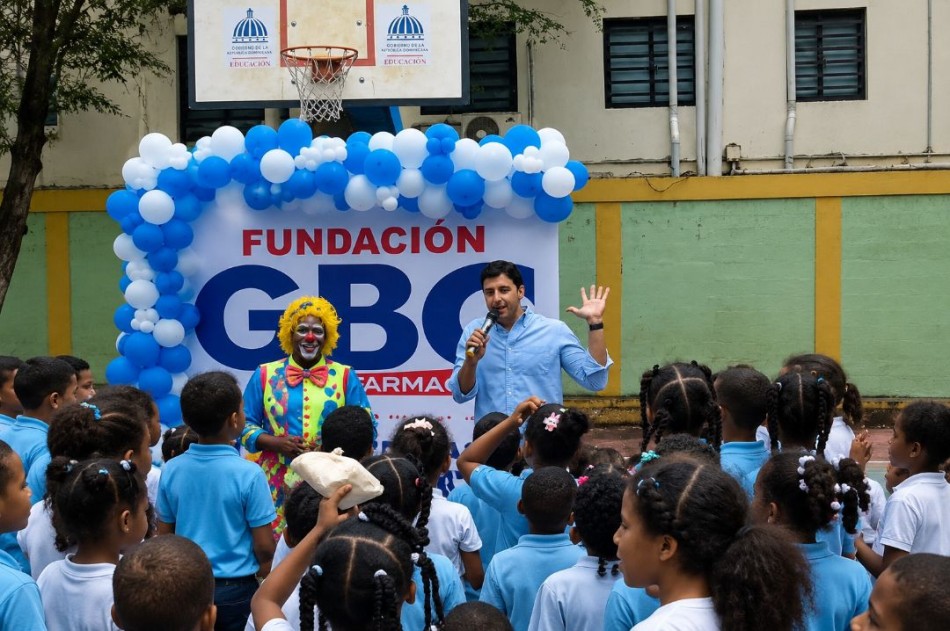 Fundaci&oacute;n GBC celebra cumplea&ntilde;os a 37 ni&ntilde;os de la Escuela Madame Germaine en El Mill&oacute;n y reconoce a estudiantes destacados