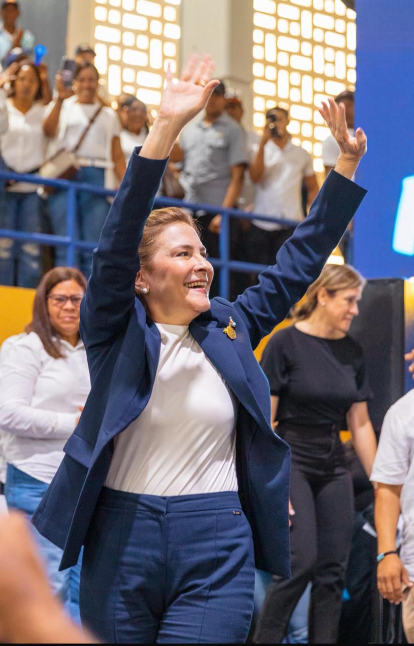 Carolina Mejía: la Presidenta del  2028 