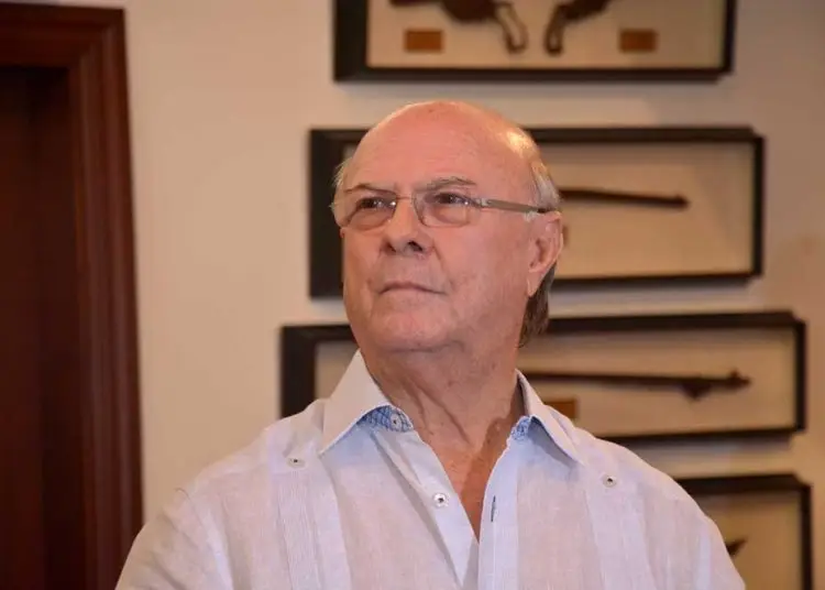 Hipólito Mejía respalda reglamento prohíbe publicación de encuestas
