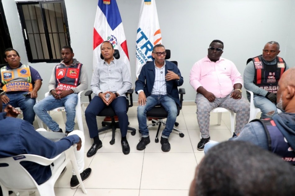 Intrant inicia un plan para regular las paradas de motoconchos