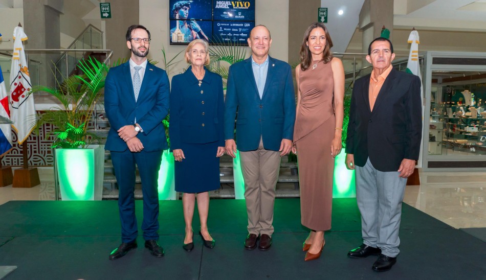 &ldquo;Miguel &Aacute;ngel Vivo&rdquo; abre oficialmente sus puertas en Santiago