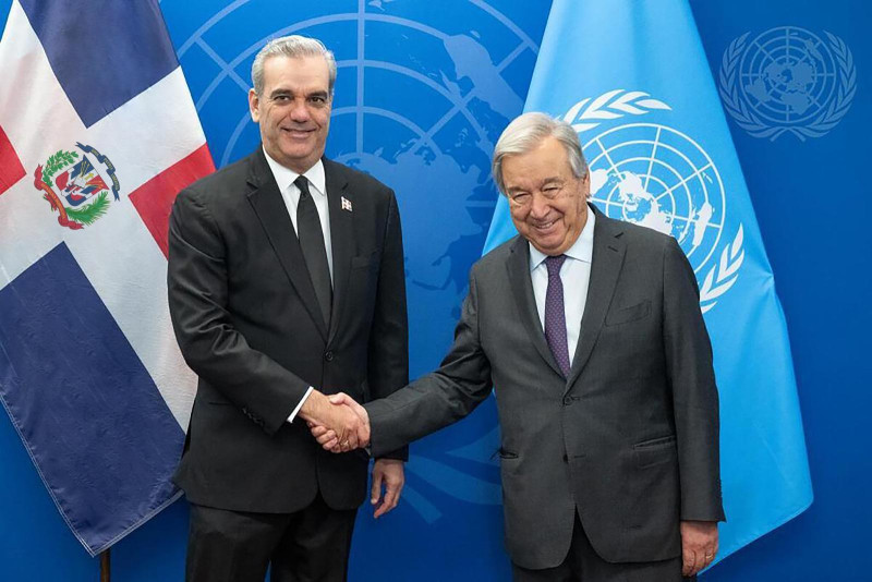 Luis Abinader trata con Guterres la crisis haitiana