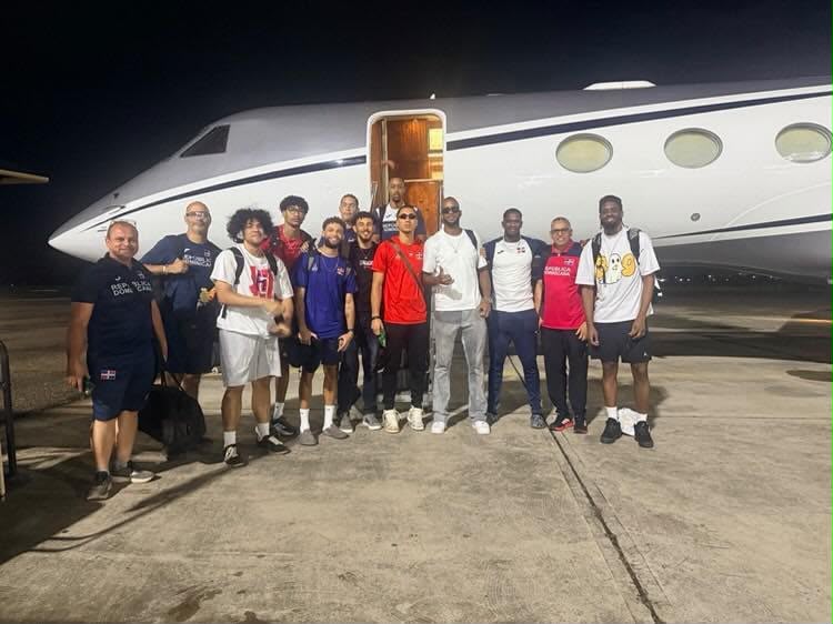 Sky high dominicana realiza operaci&oacute;n especial para el retorno de la selecci&oacute;n dominicana de voleibol