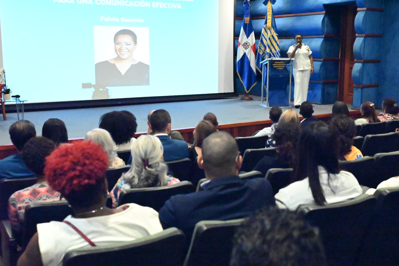 No existe el p&aacute;nico esc&eacute;nico; existe falta de preparaci&oacute;n&rdquo;: Felicia Guzm&aacute;n revela las claves de una comunicaci&oacute;n efectiva en Funglode.