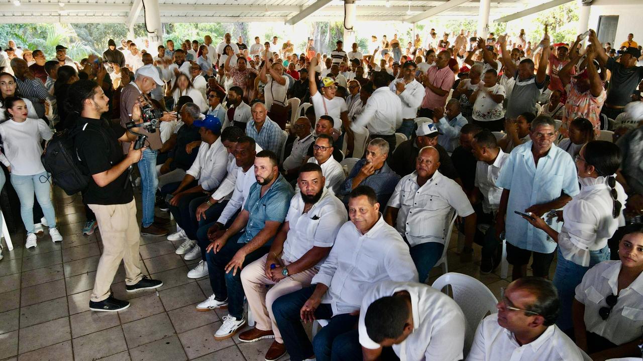 Liderazgo provincial del PRM en María Trinidad Sánchez formaliza integración de equipos en apoyo a David Collado