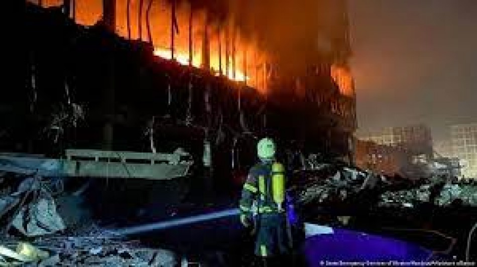 Al menos 10 muertos y 40 heridos tras misil impactar centro comercial de Ucrania