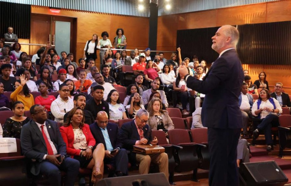 Superintendencia de Bancos inicia ruta de educación financiera a nivel nacional